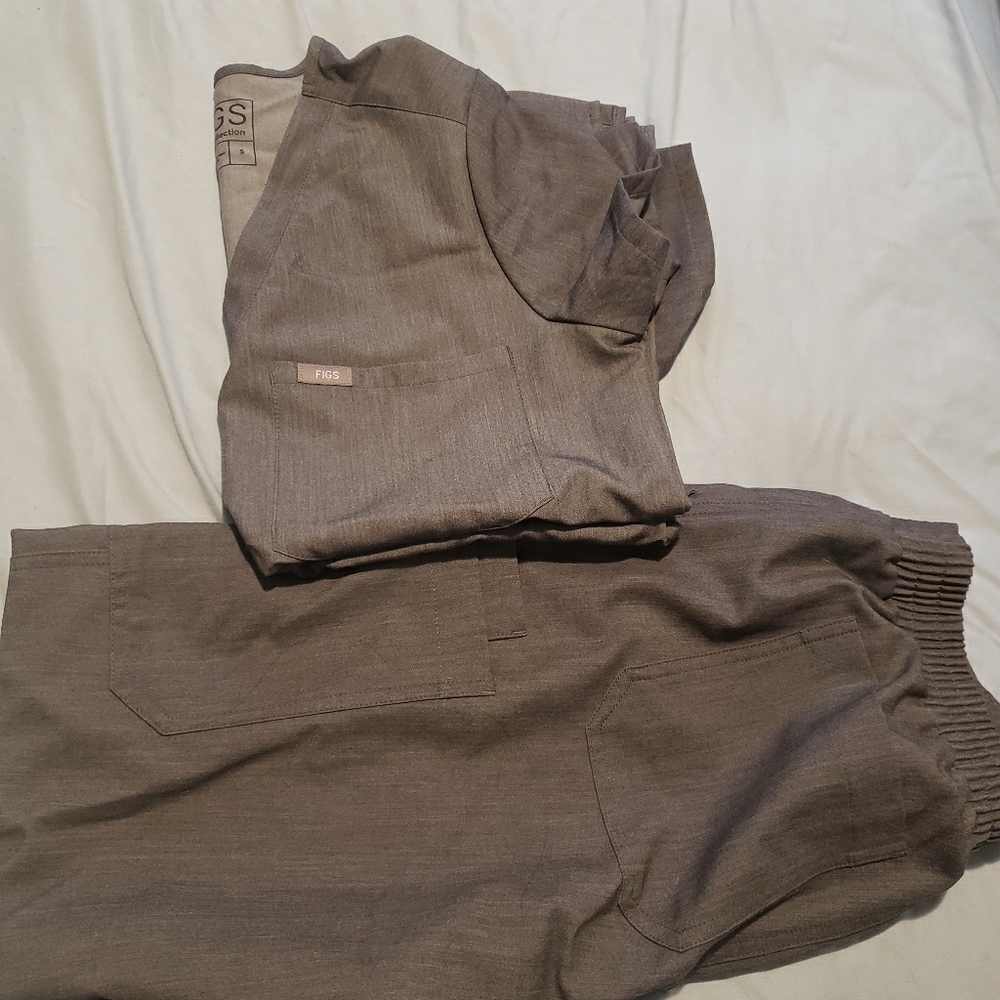 Figs scrubs set small